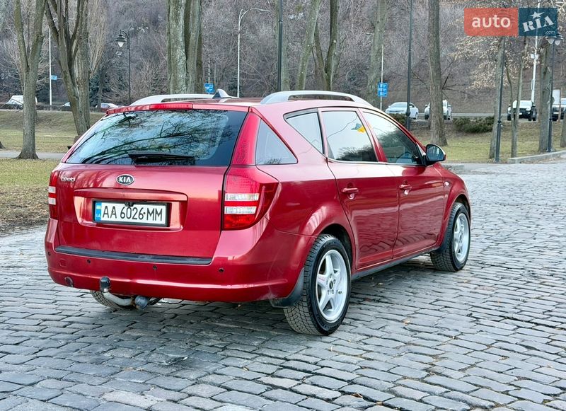 Универсал Kia Ceed 2008 в Киеве