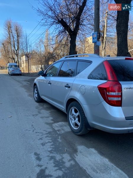 Универсал Kia Ceed 2008 в Киеве