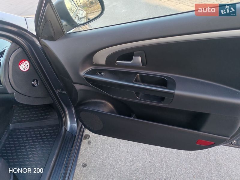 Универсал Kia Ceed 2012 в Кременчуге