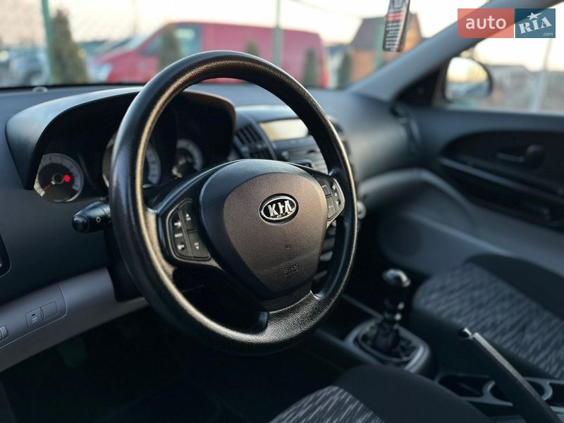 Хетчбек Kia Ceed 2008 в Вінниці