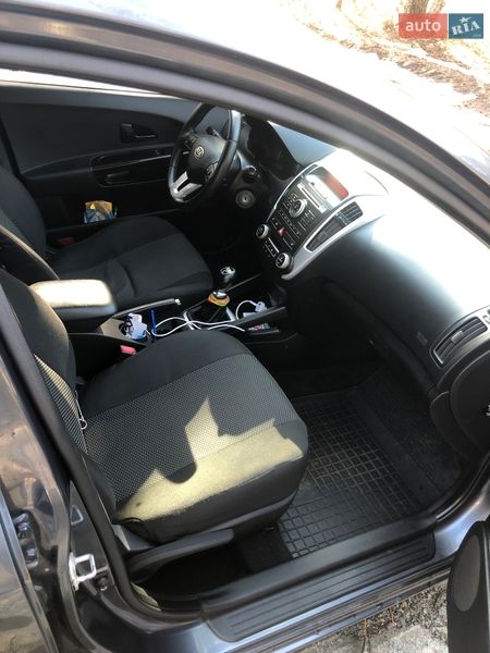 Универсал Kia Ceed 2012 в Житомире
