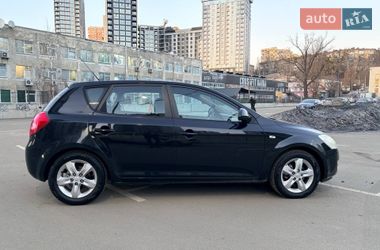 Хэтчбек Kia Ceed 2009 в Киеве