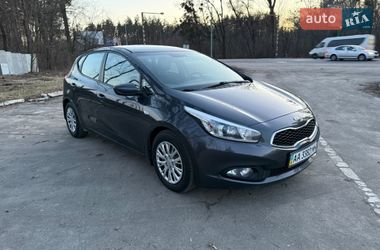 Хэтчбек Kia Ceed 2012 в Киеве