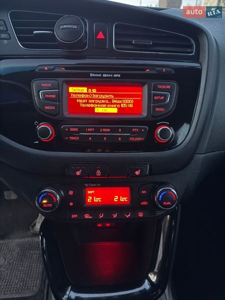 Хэтчбек Kia Ceed 2012 в Киеве