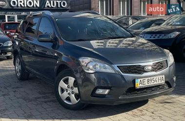Универсал Kia Ceed 2012 в Днепре