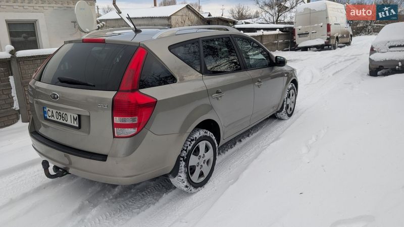 Универсал Kia Ceed 2010 в Золотоноше