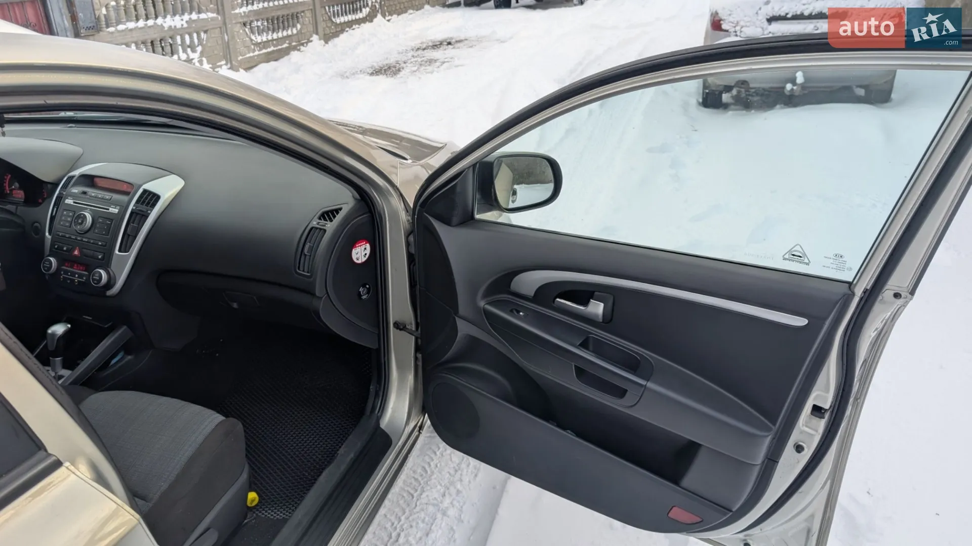 2010 Kia Cee'd - мініатюра 16