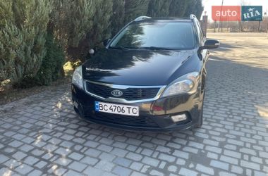 Универсал Kia Ceed 2010 в Самборе