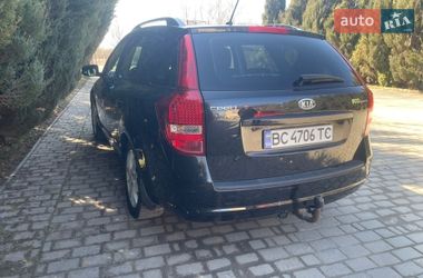 Универсал Kia Ceed 2010 в Самборе