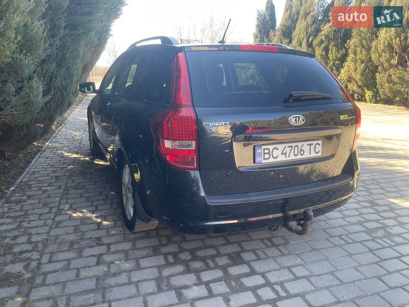 Універсал Kia Ceed 2010 в Самборі