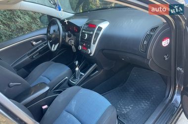 Универсал Kia Ceed 2010 в Самборе