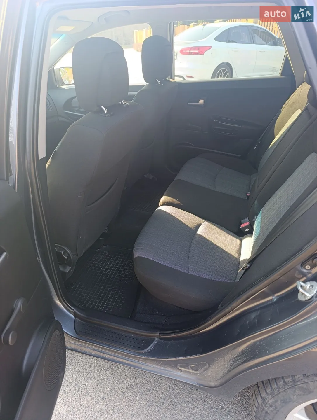 2010 Kia Cee'd - мініатюра 9