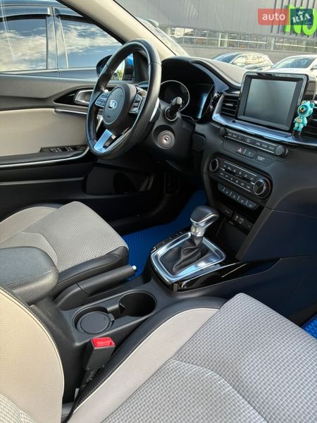 Хэтчбек Kia Ceed 2019 в Киеве