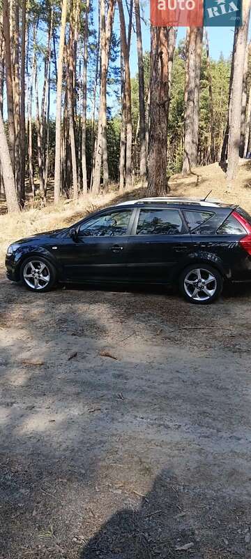 Универсал Kia Ceed 2010 в Киеве