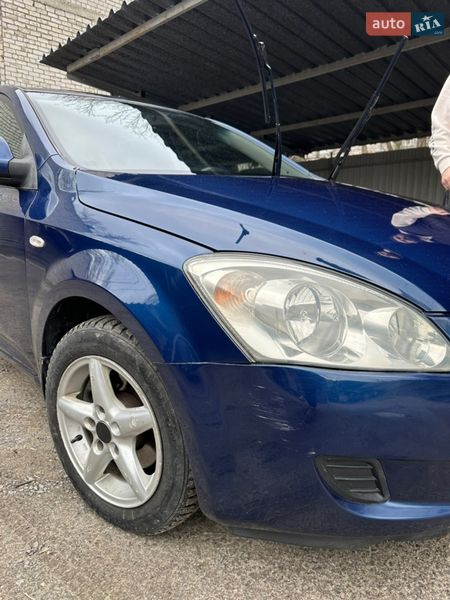 Хэтчбек Kia Ceed 2008 в Днепре фото 6 Хэтчбек Kia Ceed 2008 в Днепре