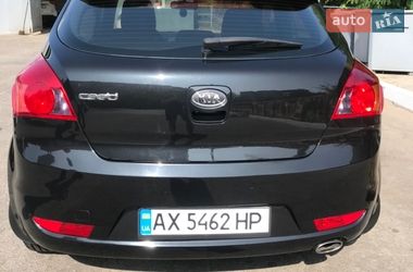 Хэтчбек Kia Ceed 2008 в Харькове