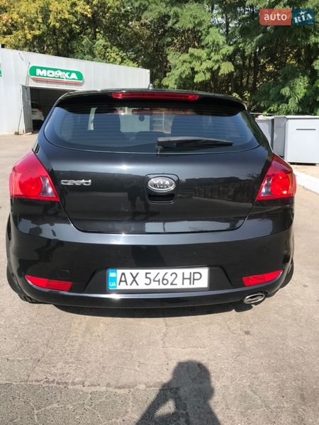 Хэтчбек Kia Ceed 2008 в Харькове