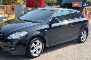 Хэтчбек Kia Ceed 2008 в Харькове