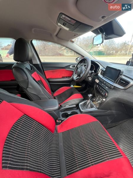 Универсал Kia Ceed 2018 в Днепре