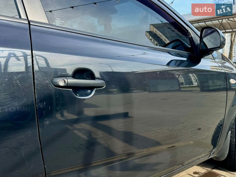 Хэтчбек Kia Ceed 2008 в Днепре
