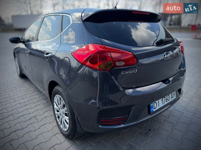Хэтчбек Kia Ceed 2016 в Тульчине