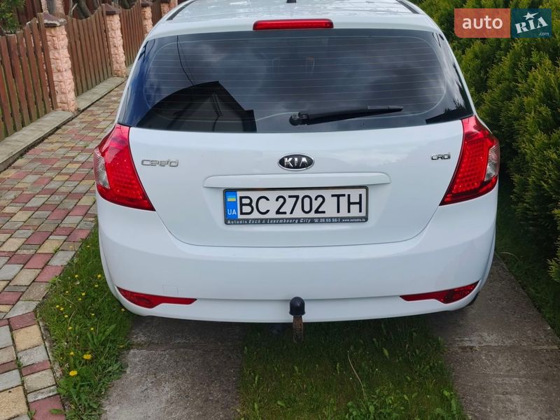 Хетчбек Kia Ceed 2010 в Львові