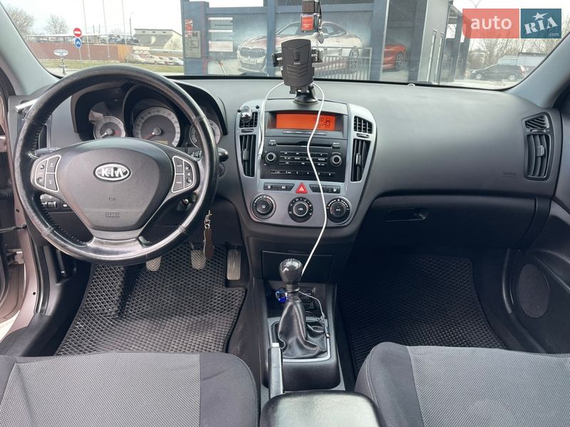 Хетчбек Kia Ceed 2007 в Кам'янець-Подільському фото 9 Хетчбек Kia Ceed 2007 в Кам'янець-Подільському