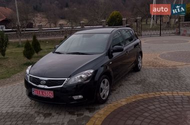 Хэтчбек Kia Ceed 2012 в Коломые