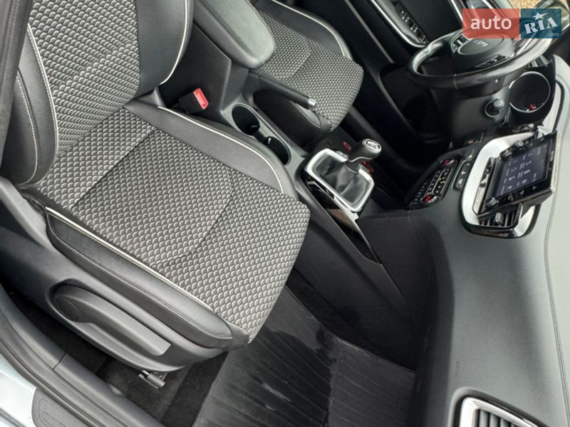 Универсал Kia Ceed 2023 в Калуше фото 25 Универсал Kia Ceed 2023 в Калуше