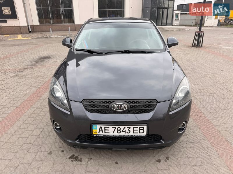 Хетчбек Kia Ceed 2008 в Дніпрі