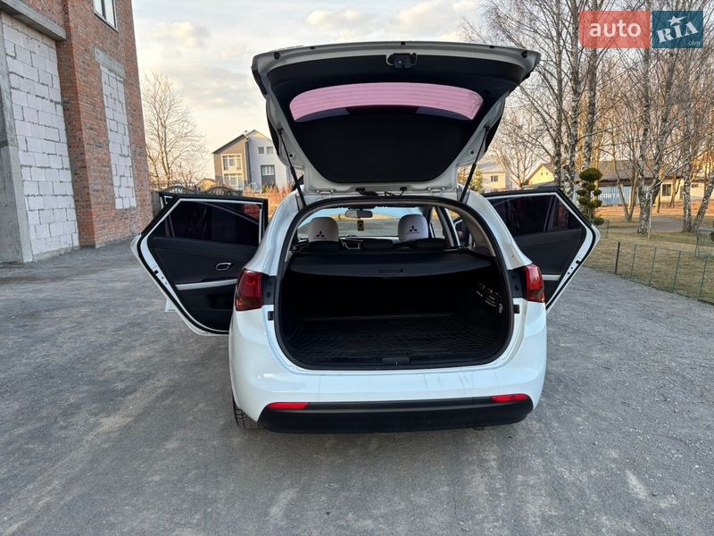 Универсал Kia Ceed 2015 в Хмельницком