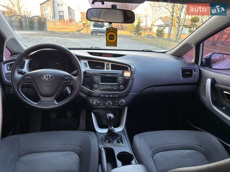 Универсал Kia Ceed 2015 в Хмельницком