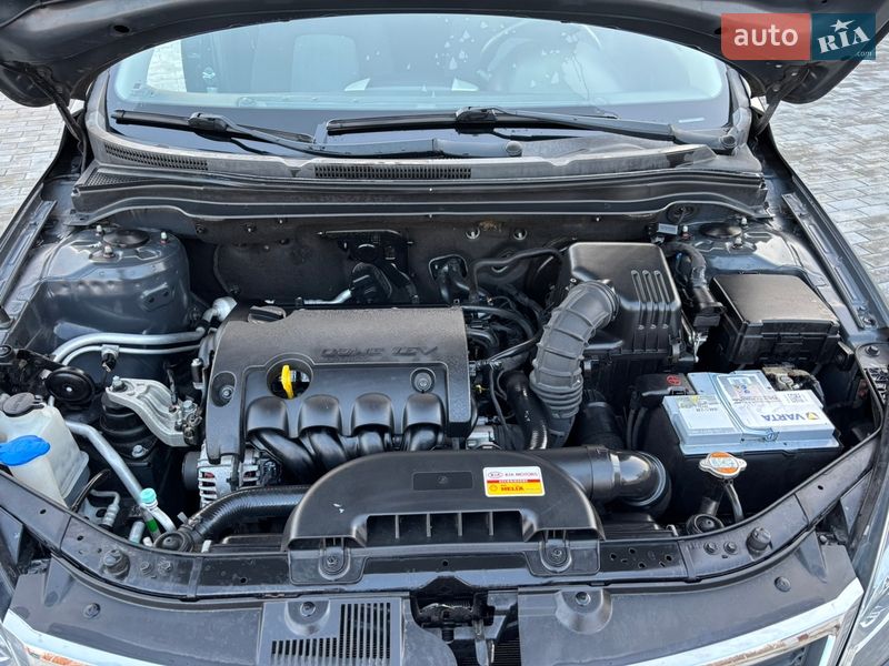 Хетчбек Kia Ceed 2011 в Хоролі