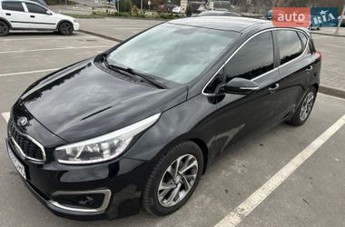 Хэтчбек Kia Ceed 2016 в Киеве