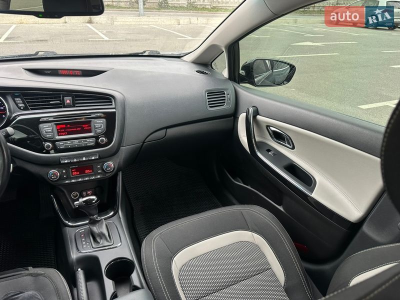 Хэтчбек Kia Ceed 2016 в Киеве