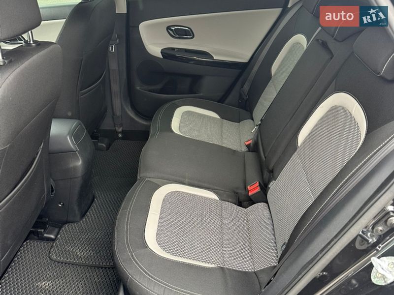 Хэтчбек Kia Ceed 2016 в Киеве