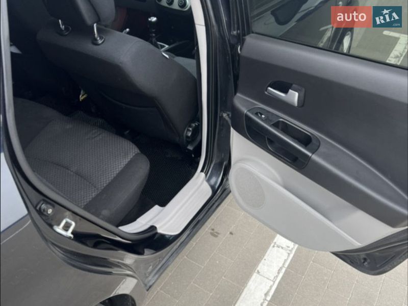 Хэтчбек Kia Ceed 2007 в Полтаве