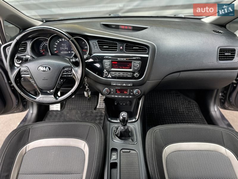 Хэтчбек Kia Ceed 2013 в Киеве фото 31 Хэтчбек Kia Ceed 2013 в Киеве