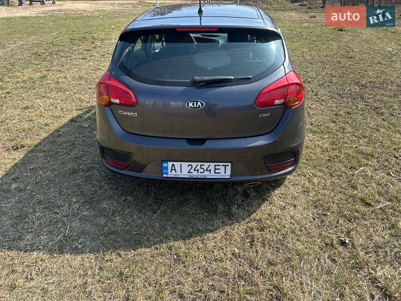 Хэтчбек Kia Ceed 2016 в Буче