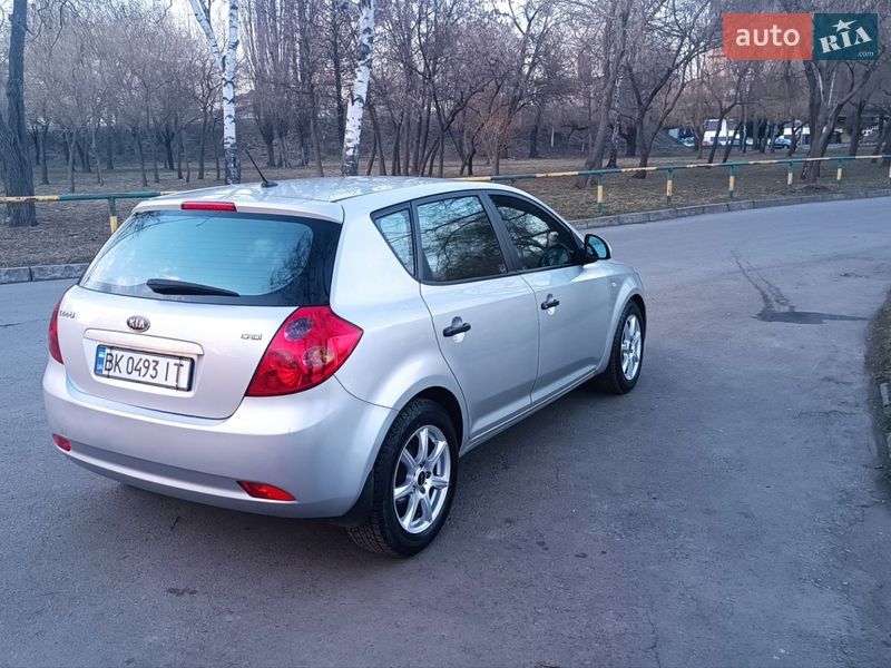 Хетчбек Kia Ceed 2007 в Рівному фото 4 Хетчбек Kia Ceed 2007 в Рівному