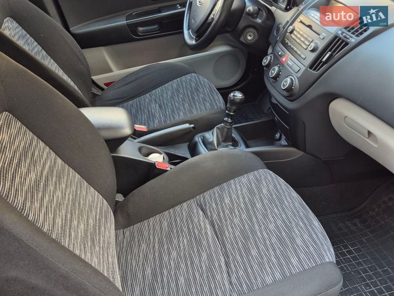 Універсал Kia Ceed 2009 в Одесі фото 12 Універсал Kia Ceed 2009 в Одесі