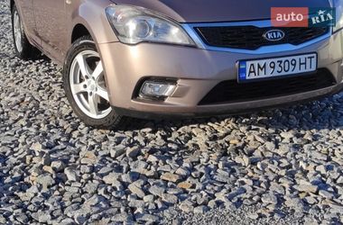 Универсал Kia Ceed 2011 в Житомире