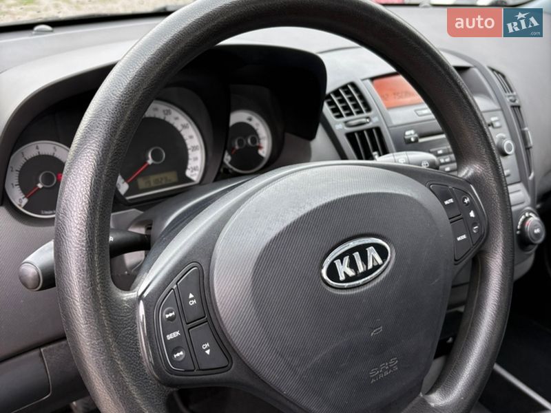 Хэтчбек Kia Ceed 2007 в Белой Церкви