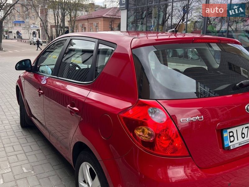 Хетчбек Kia Ceed 2007 в Кременчуці