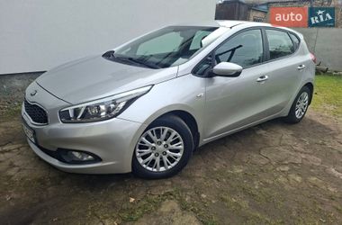 Хэтчбек Kia Ceed 2013 в Киеве