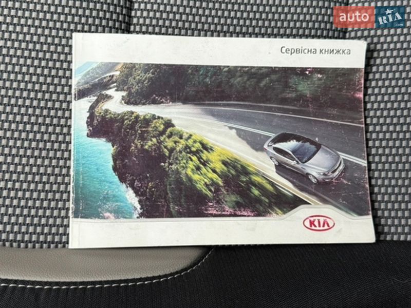 Хэтчбек Kia Ceed 2013 в Ужгороде