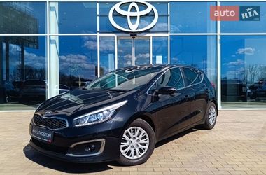 Хэтчбек Kia Ceed 2017 в Киеве