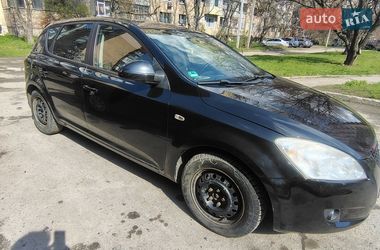 Хэтчбек Kia Ceed 2008 в Полтаве