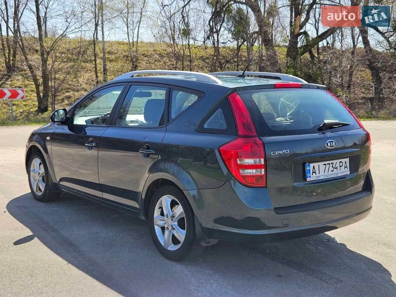 Универсал Kia Ceed 2008 в Обухове