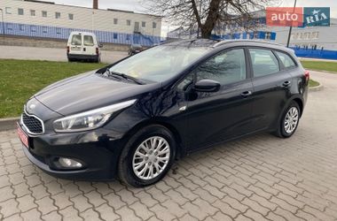 Универсал Kia Ceed 2013 в Сокале